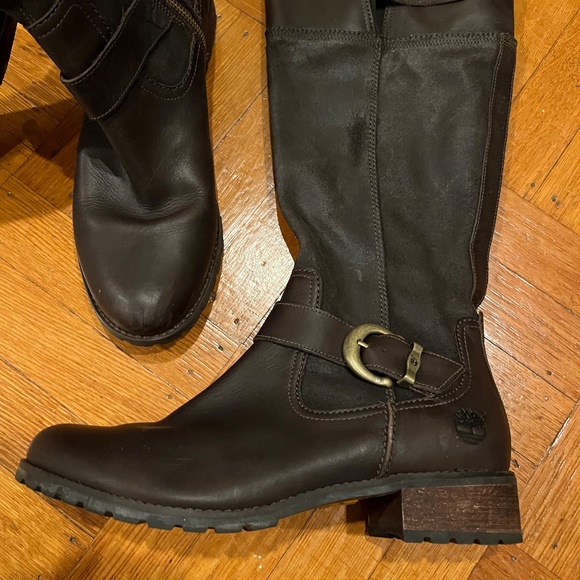 Timberland  brown boot with leather and nubuck leather with stylish buckle - Picture 2 of 8